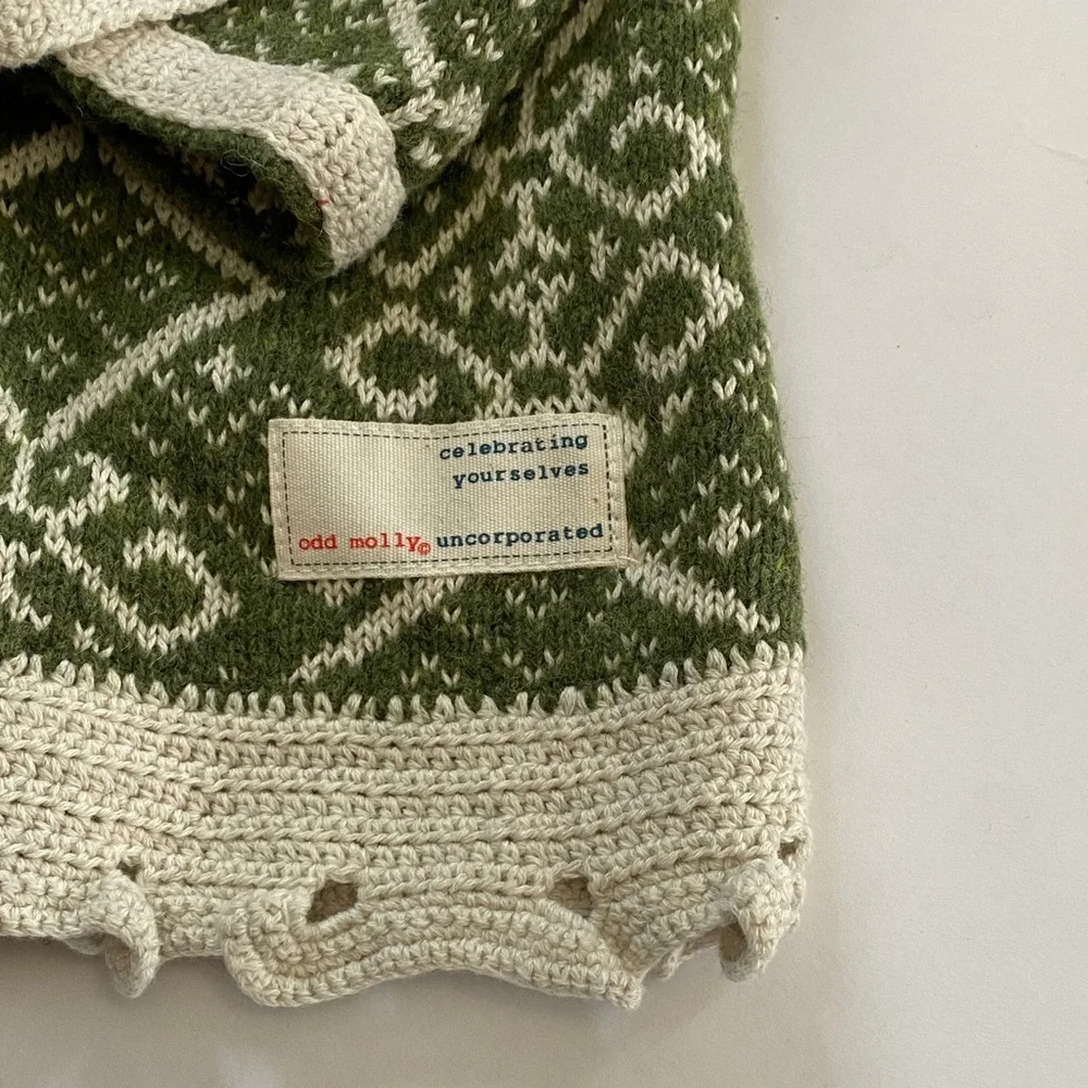 Odd Molly Sweater with Cinch Waist - Picture 3 of 13